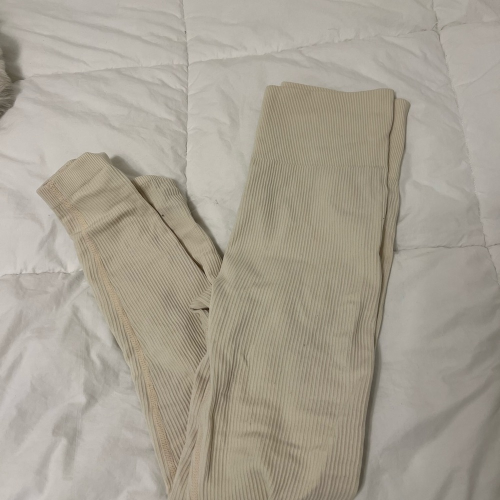 Ribbed Cream Leggings